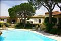 VILLA DE GRANDE QUALITE PROCHE COMMODITES