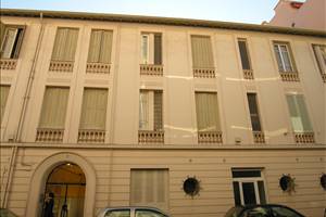 STUDIO SITUE A 150 METRES DE LA PLAGE A JUAN-LES-PINS