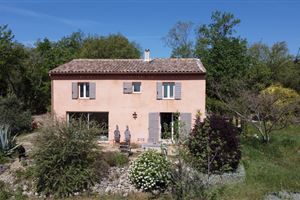 TRÈS JOLIE BASTIDE PROVENÇALE A MONS