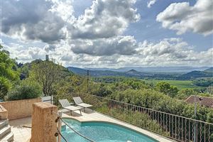 GRANDE VILLA À TARADEAU AVEC VUE PANORAMIQUE