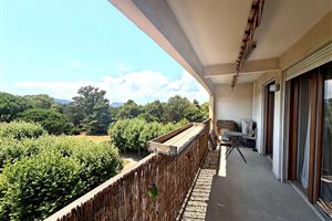 APPARTEMENT DUPLEX A FREJUS
